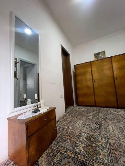 Communist Style Room Σκόδρα Εξωτερικό φωτογραφία